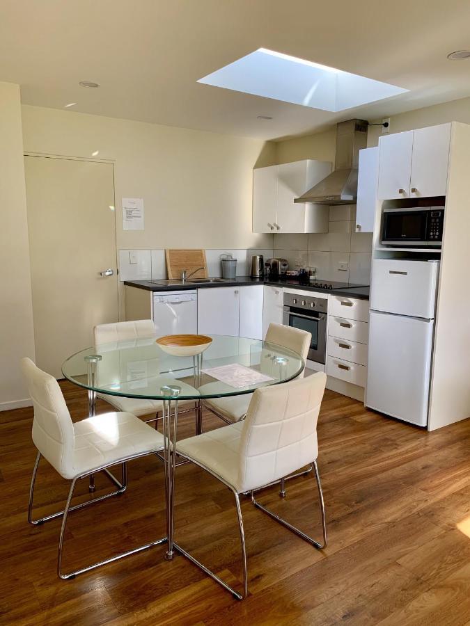 Amberley Serviced Apartments Exterior photo